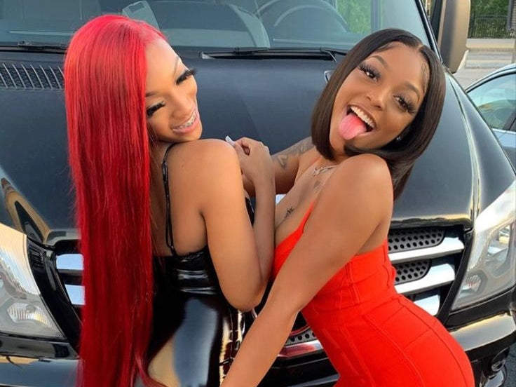 PROM-Hair-On-Sale-Lace-wigs-Frontal-Wig-Invisible-Lace-Front-Wig-Easter-Christmas-sales-fleekyhair-collections-bundles-with-closure-frontal-HD-Lace-Front-Human-Hair-Wigs-Pre-Plucked-With-Baby-Hair-Colored-Wig-Straight-Body-Wave-Curly-Hair-Lace-Closure-Human-Hair-Wig-for-black-women